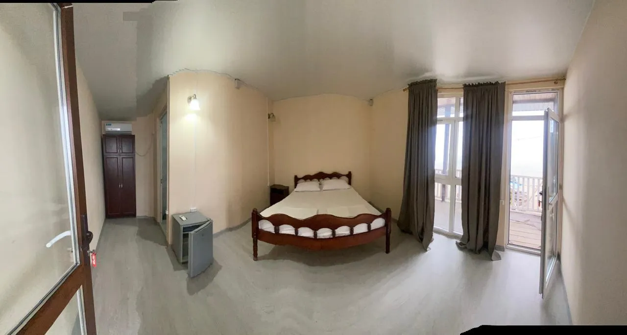 ГОСТЕВОЙ ДОМ "СТАРЫЙ ПРИЧАЛ"