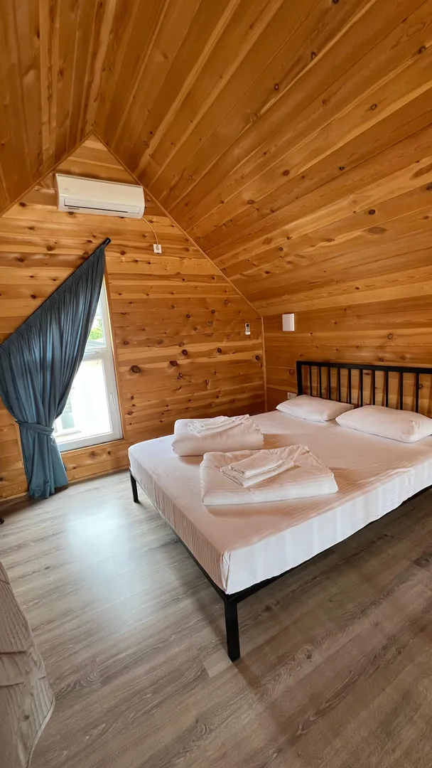 BARN RESORT