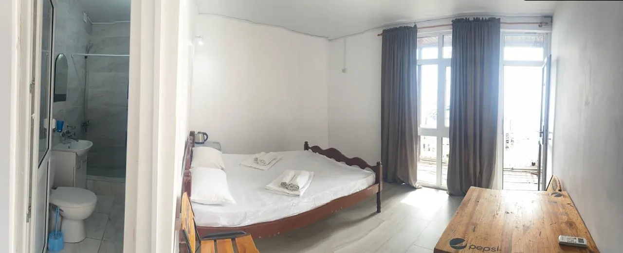 ГОСТЕВОЙ ДОМ "СТАРЫЙ ПРИЧАЛ"