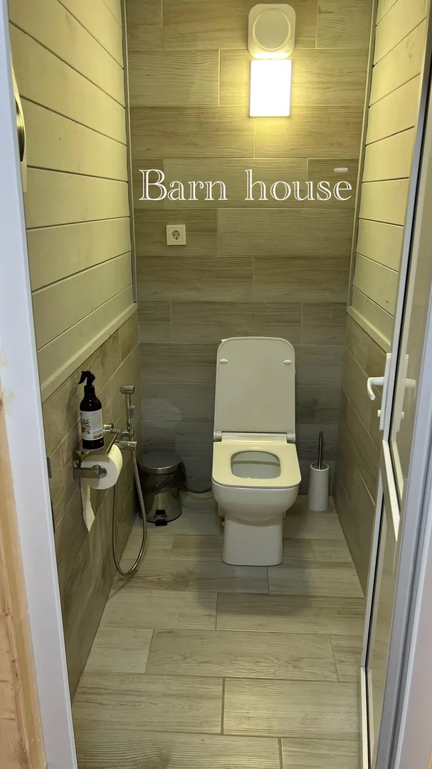 BARN RESORT